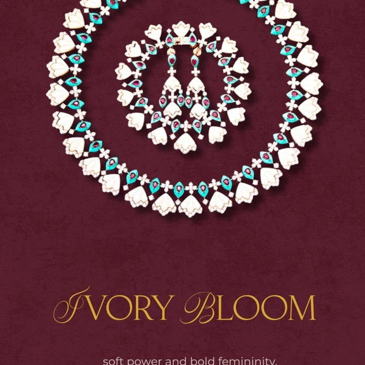 Ivory Bloom - Set of Necklace, Earrings & Bracelet