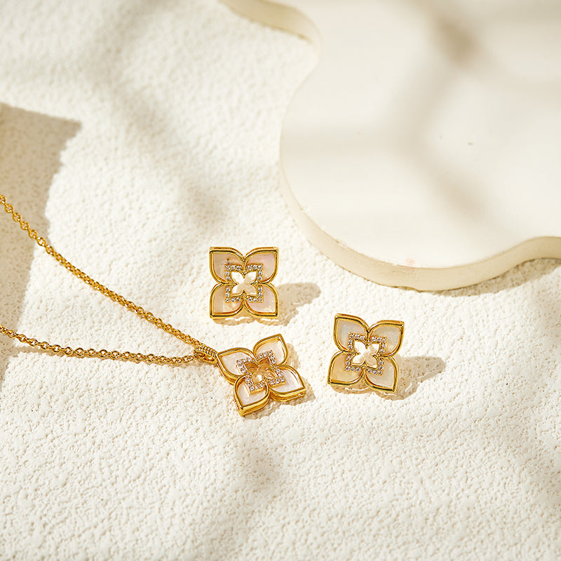 Ivory Wish - Chain with Pendant & Earrings
