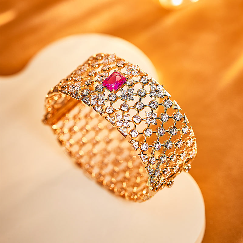 Empress Gleam Bangle