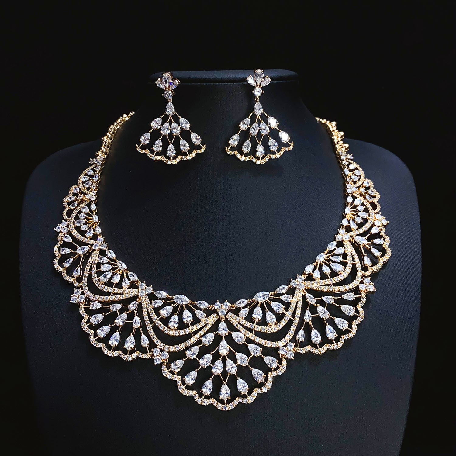 The Ever After Glow- Gold Set