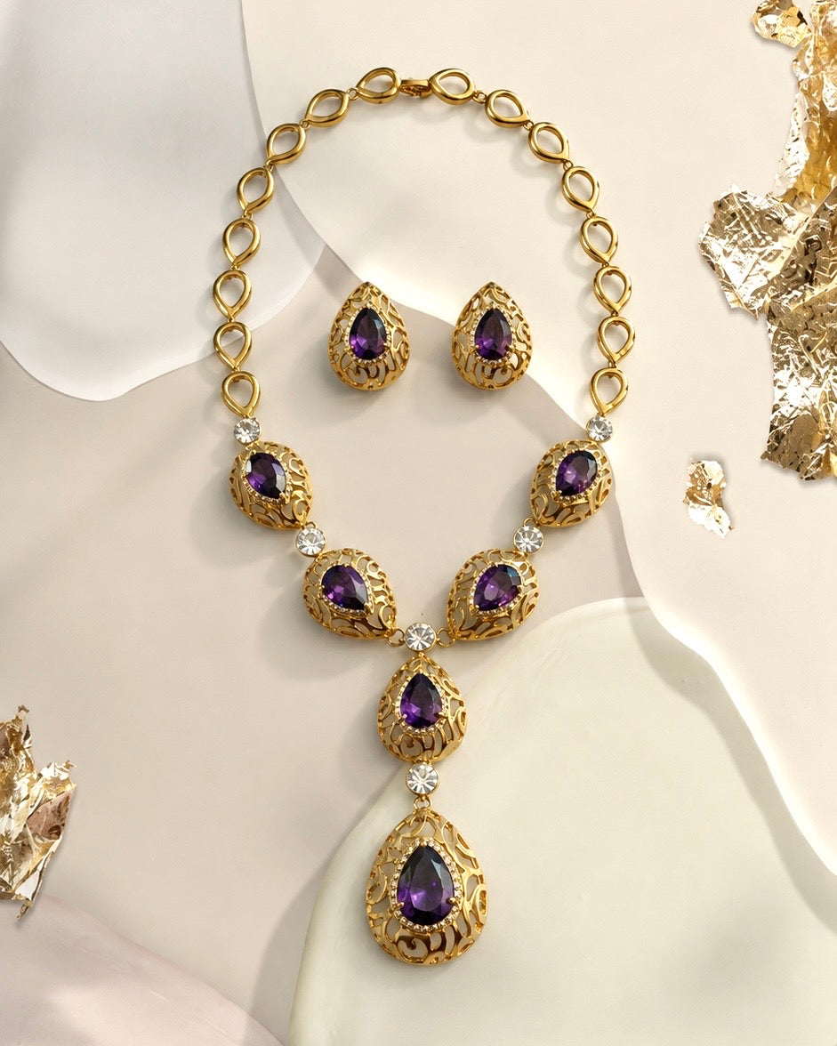 Duchess Amora Set