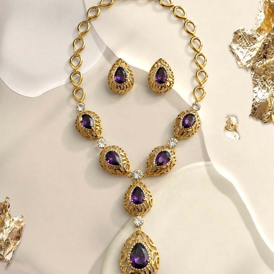 Duchess Amora Set