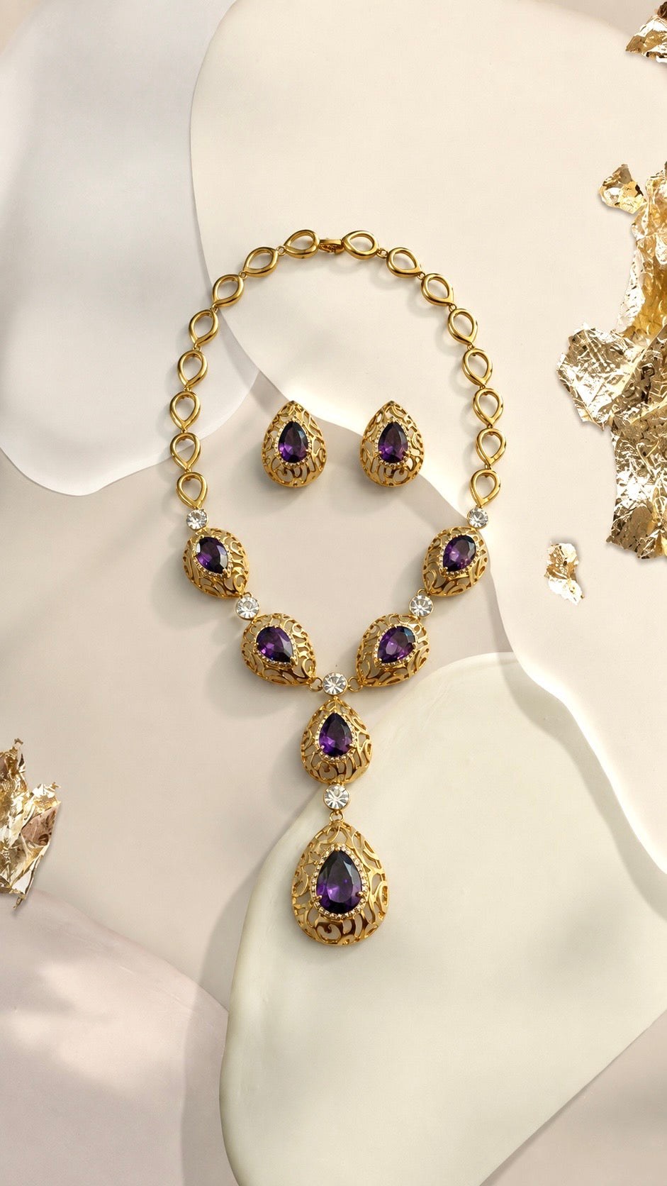 Duchess Amora Set