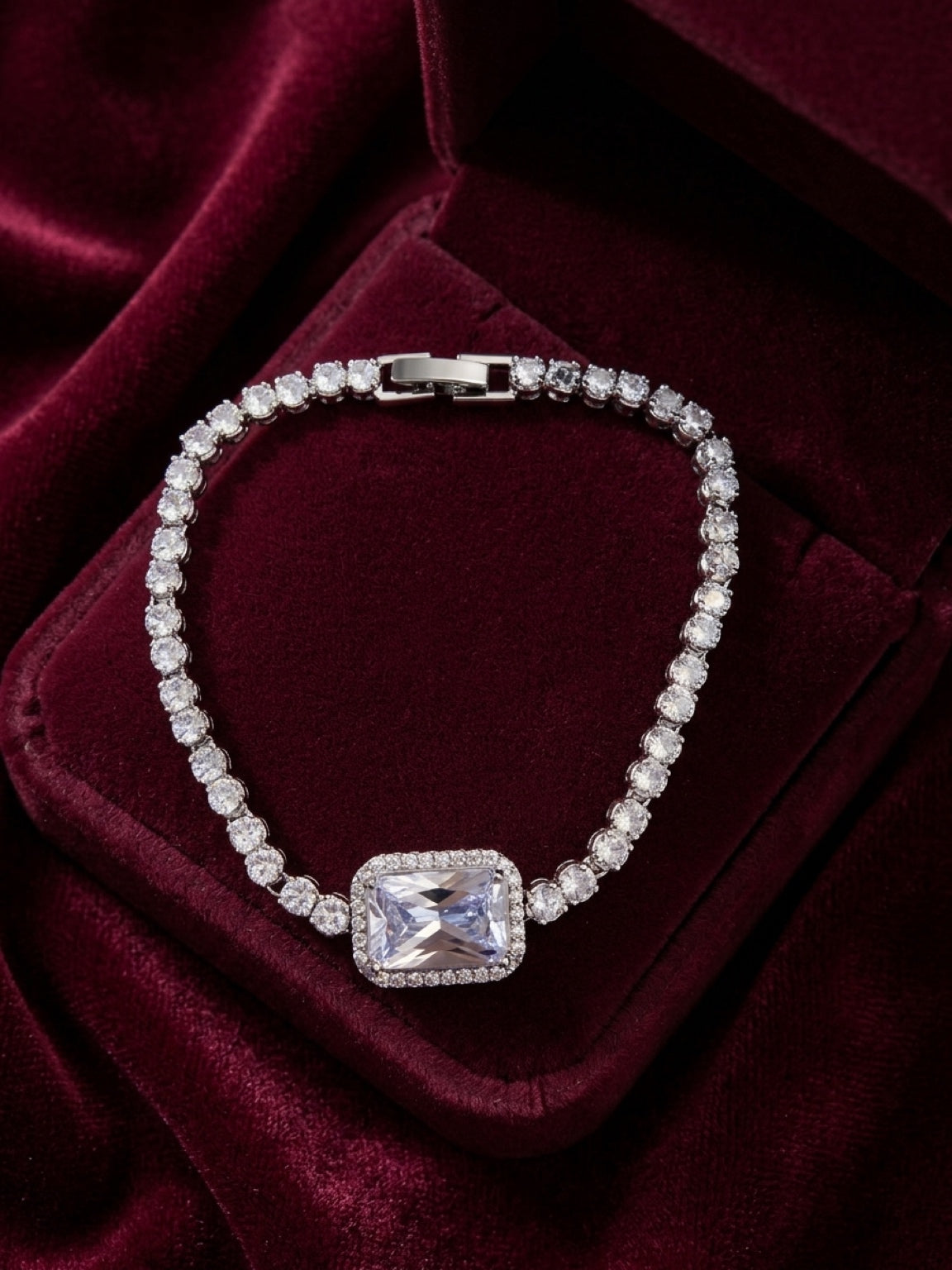 Heiress Glow Bracelet