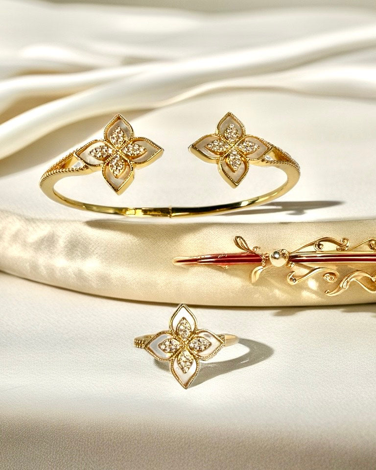 Queen Clover - Bangle & Ring