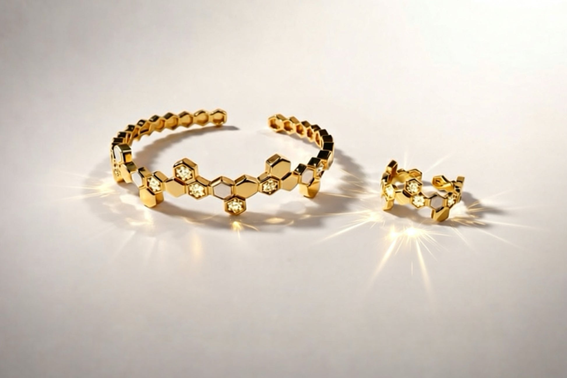 Golden Hive - Bangle & Ring
