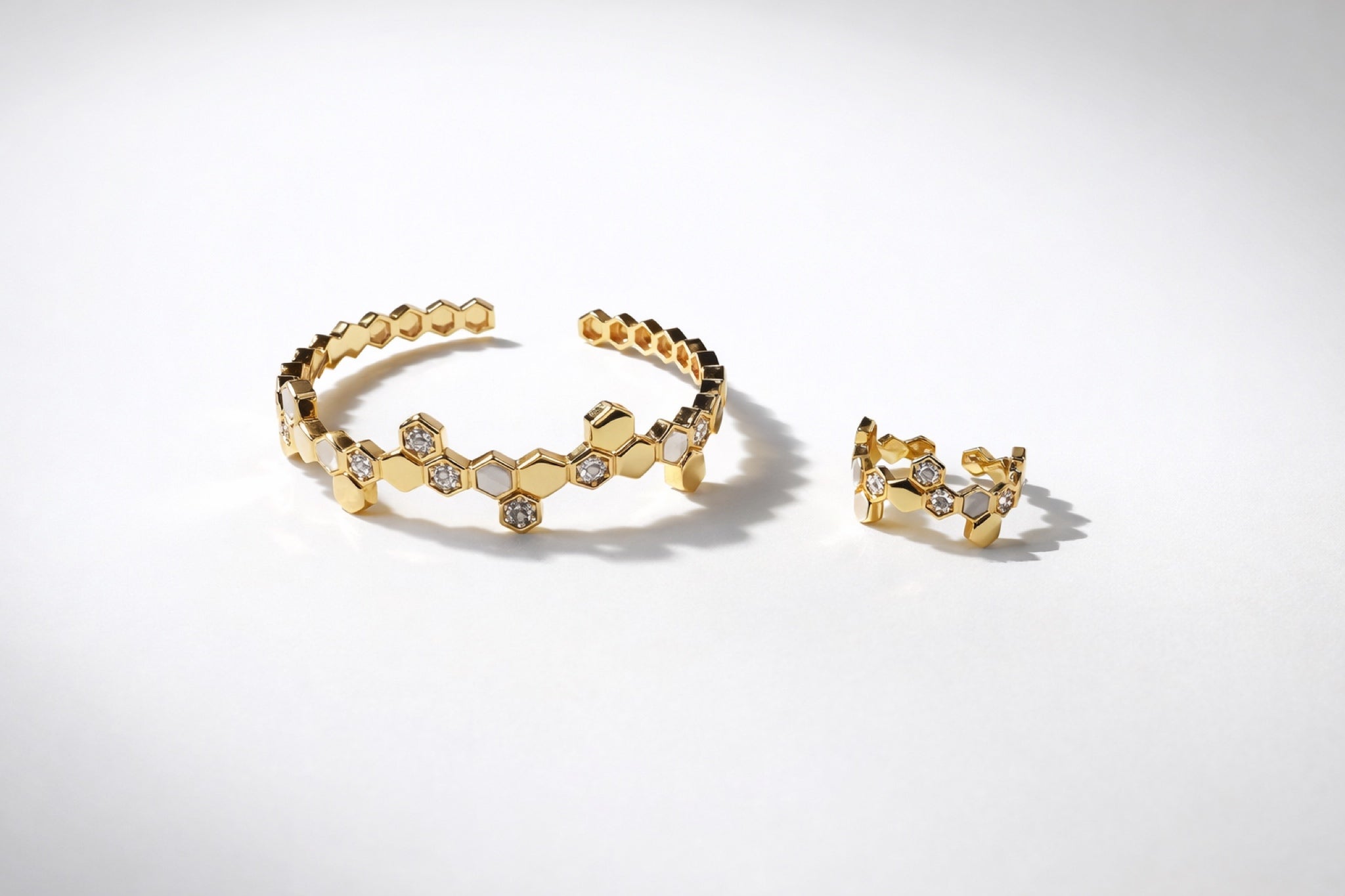Golden Hive - Bangle & Ring