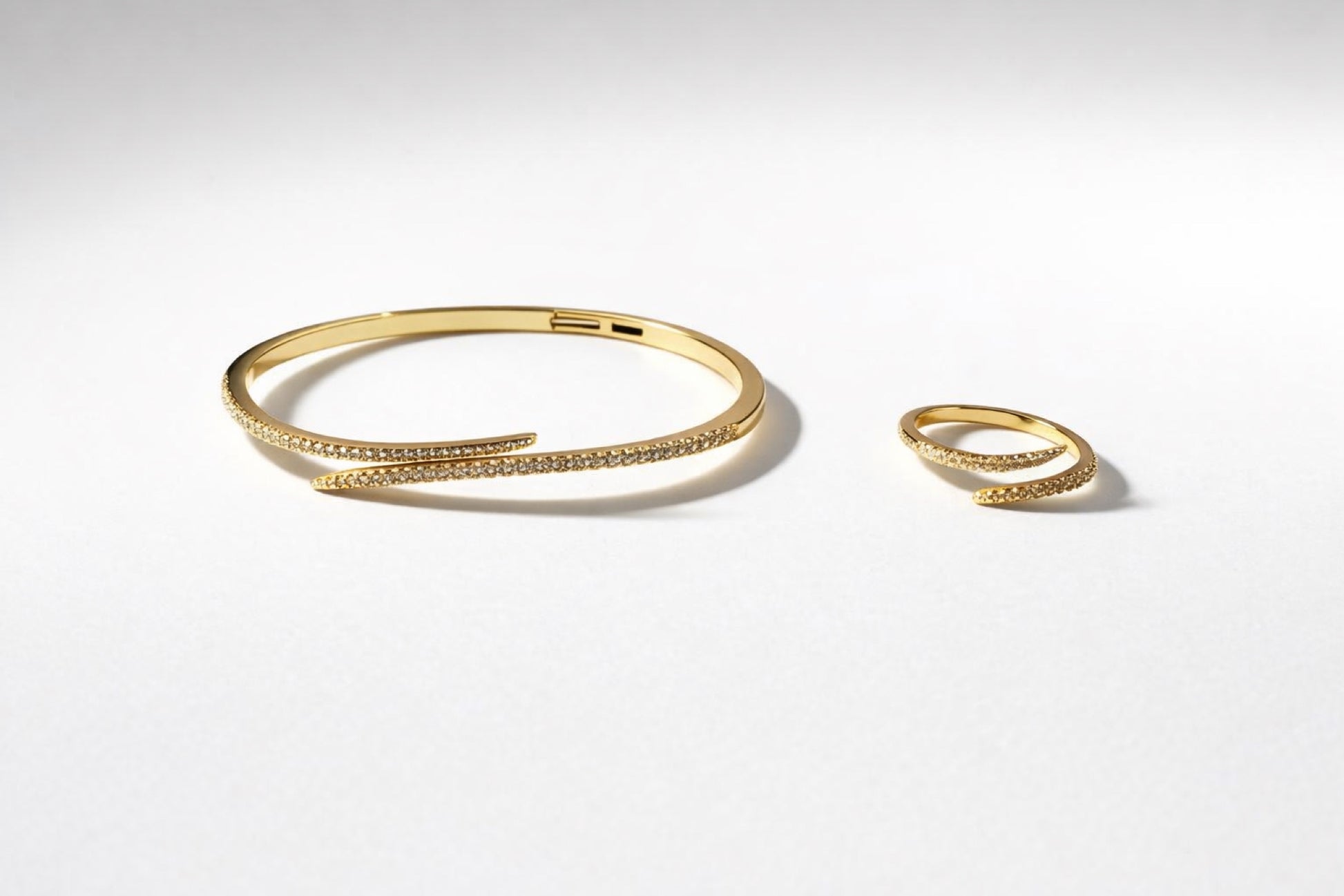 Glow Line - Bangle & Ring