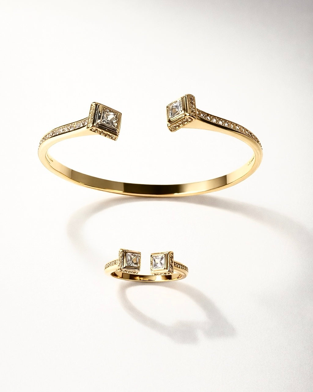 Elevé - Bangle & Ring
