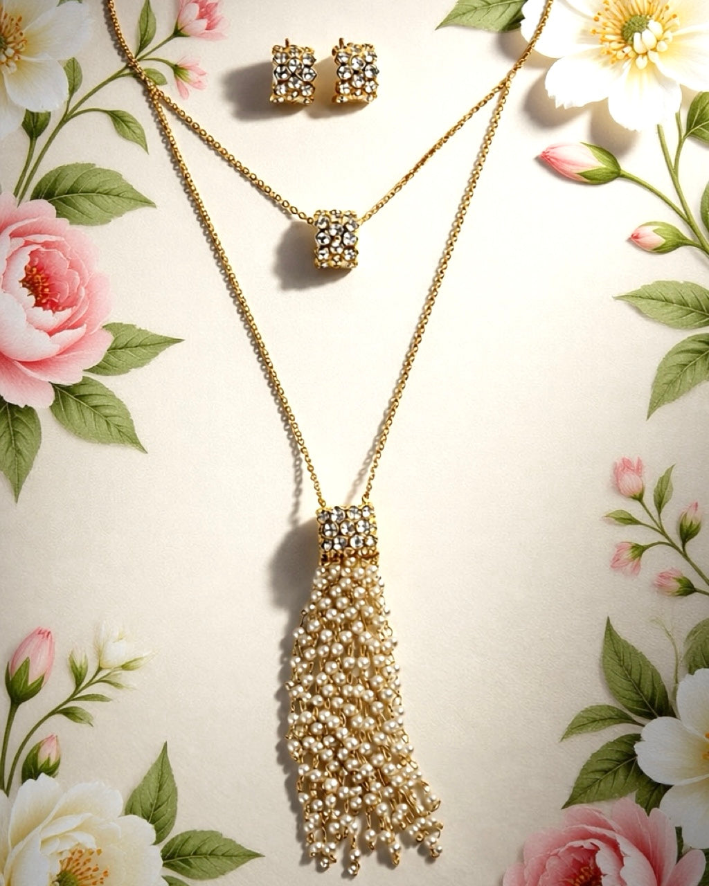 Pearl Glow Tassels Set
