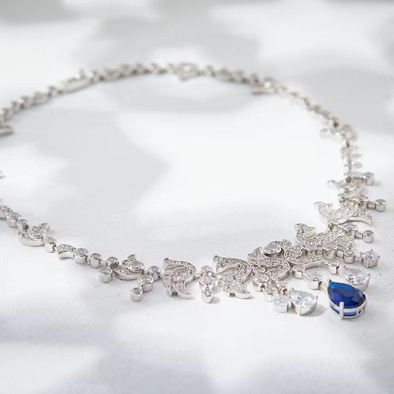 Midnight Wings - Set of Necklace & Earrings