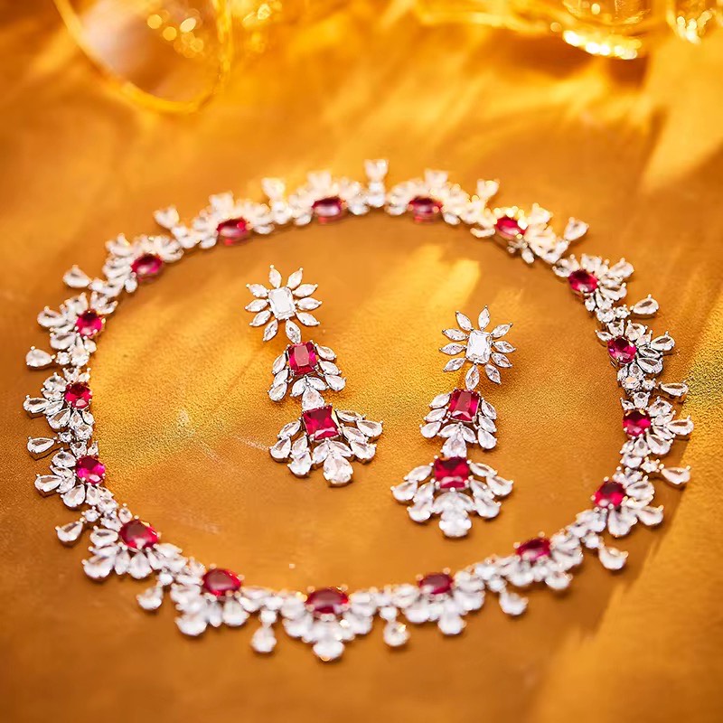 Rosso Luxe - Necklace & Earrings