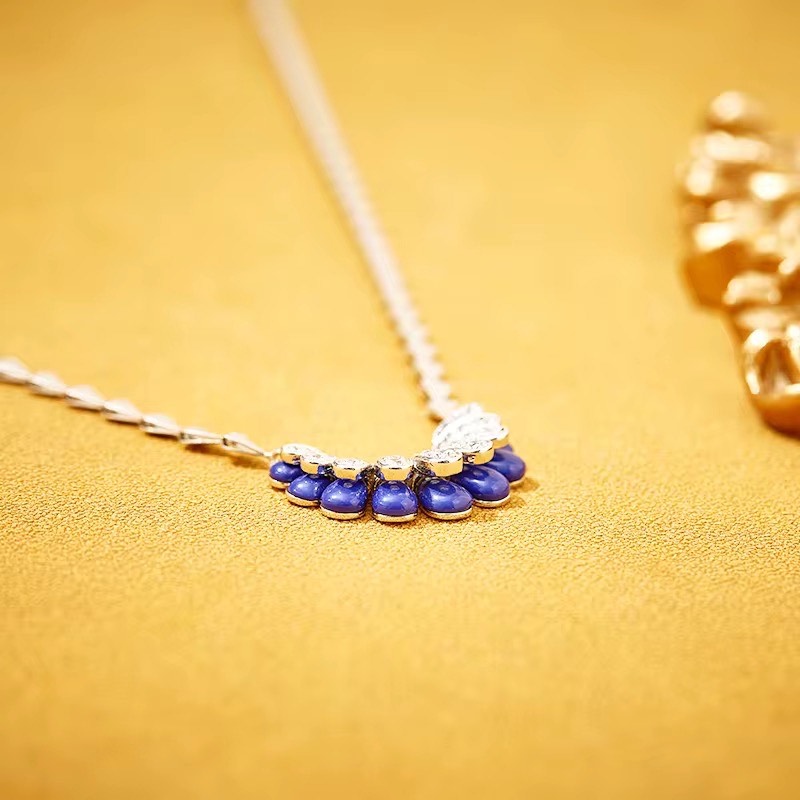 Midnight Halo - Set of Necklace & Earrings