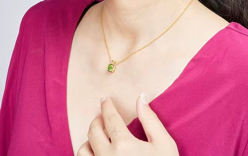 Garden Glint  - Chain with Pendant