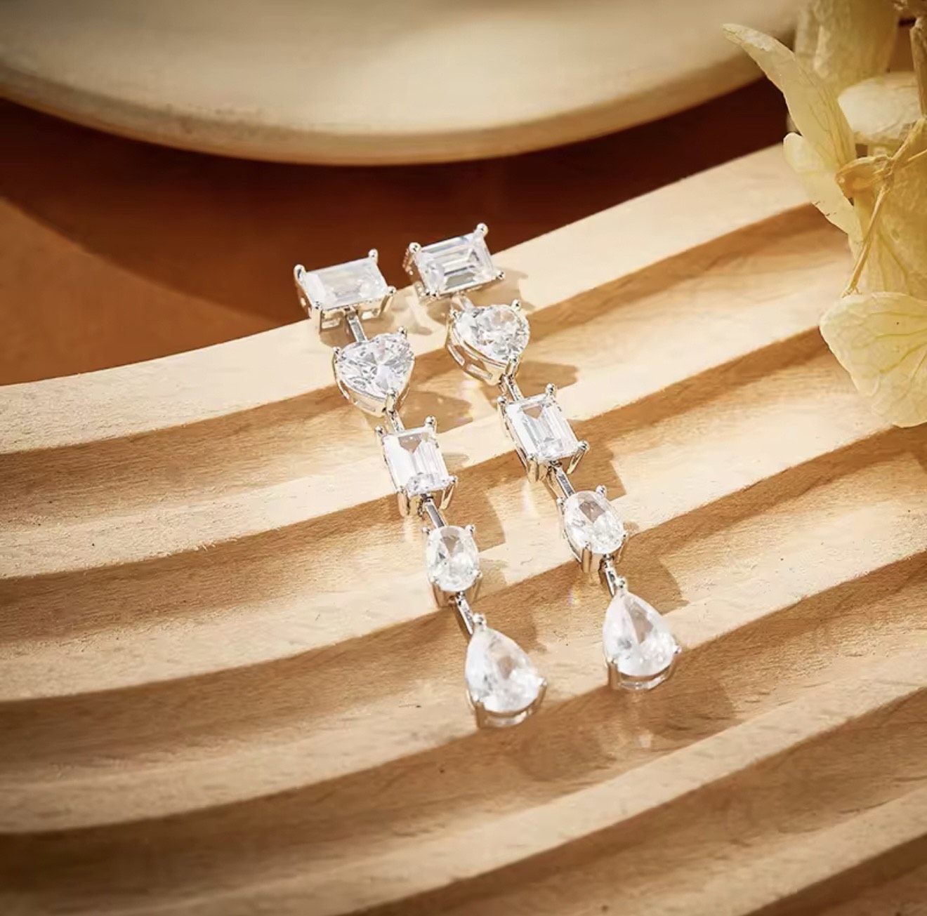 Celestia Drops - Set of Necklace & Earrings