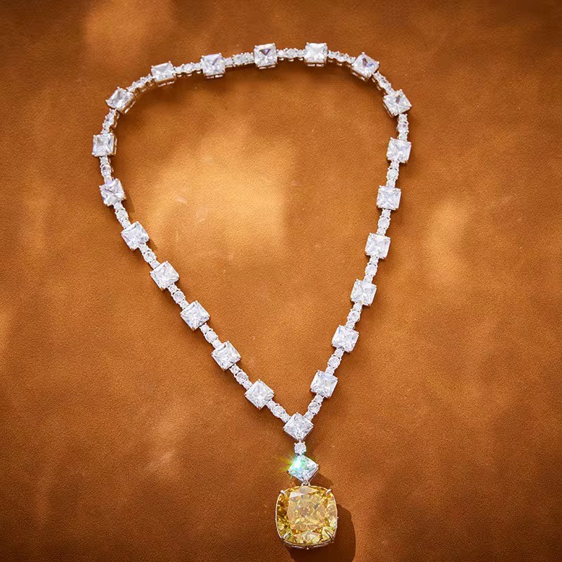 Sunflare Majesty - Set of Necklace & Earrings
