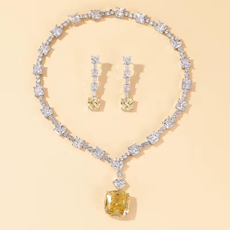 Sunflare Majesty - Set of Necklace & Earrings
