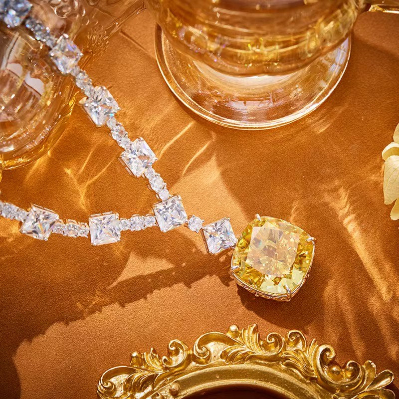 Sunflare Majesty - Set of Necklace & Earrings
