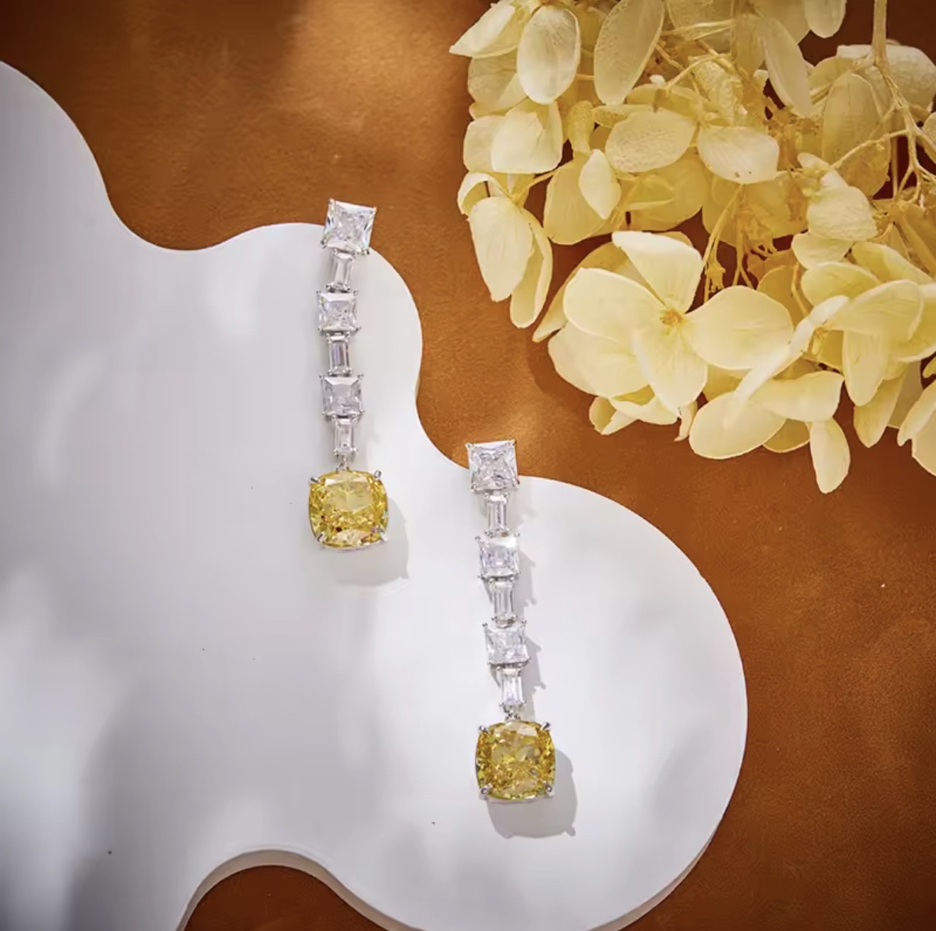 Sunflare Majesty - Set of Necklace & Earrings
