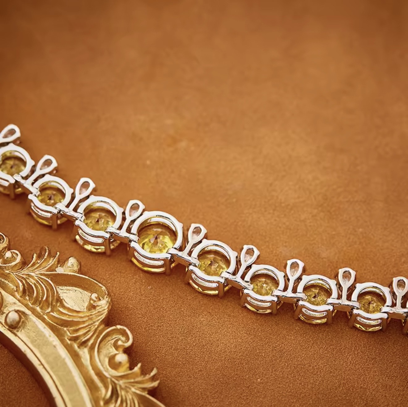 Citrine Radiance - Set of Necklace & Earrings