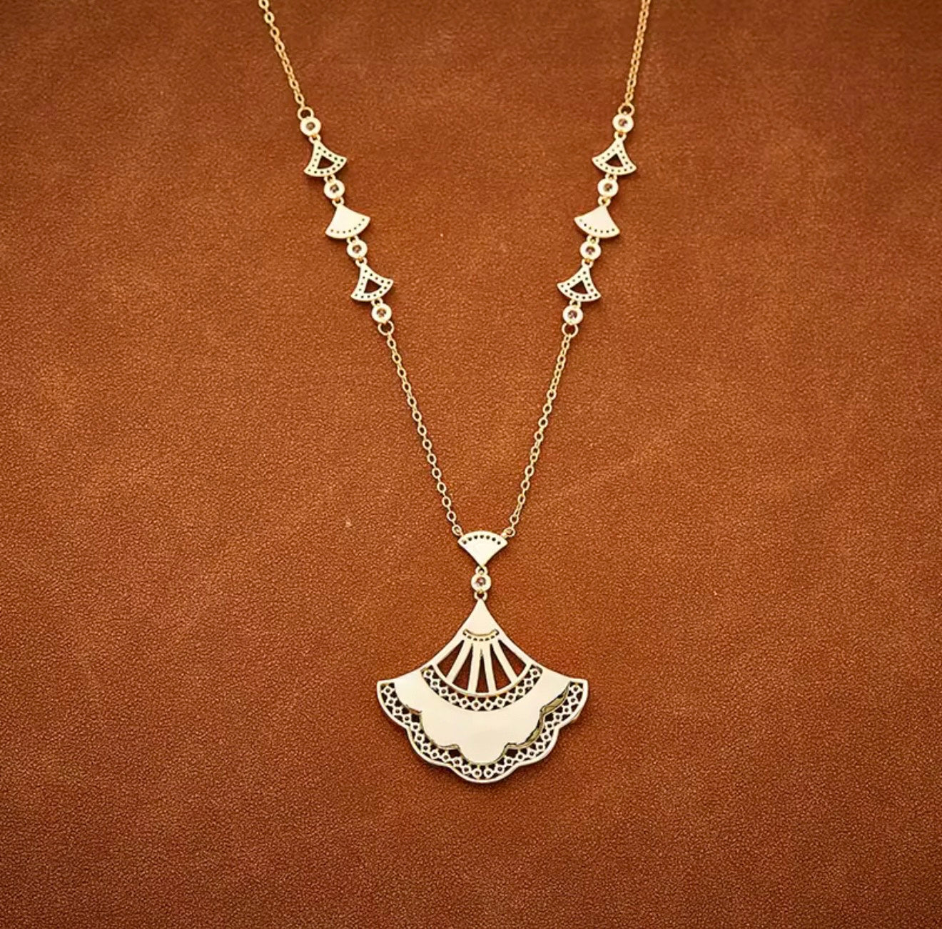 Flare Series - Sunset Glow -  Chain with Pendant & Earrings