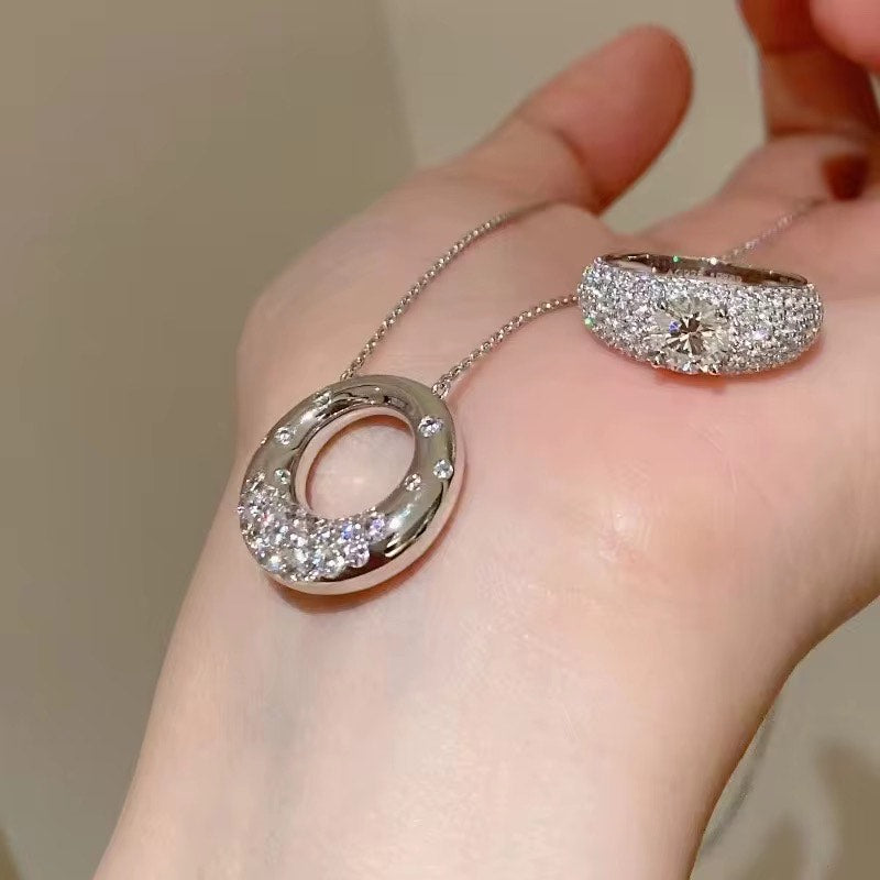 Clair de Glace - Silver Necklace