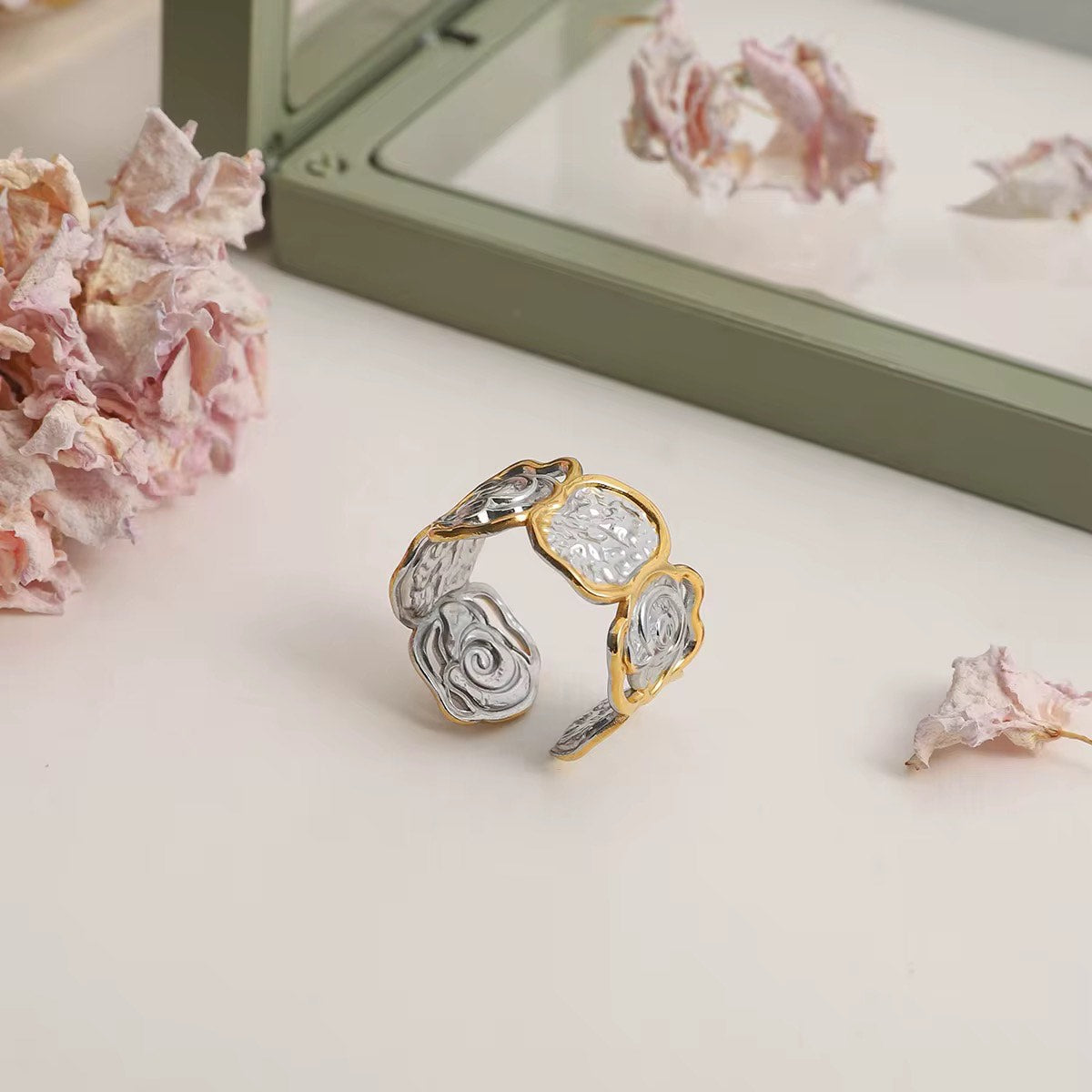 Esme Ring