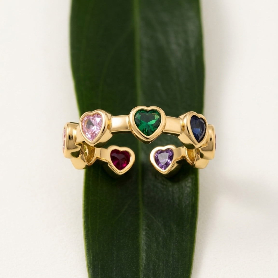 Amora Hearts Ring
