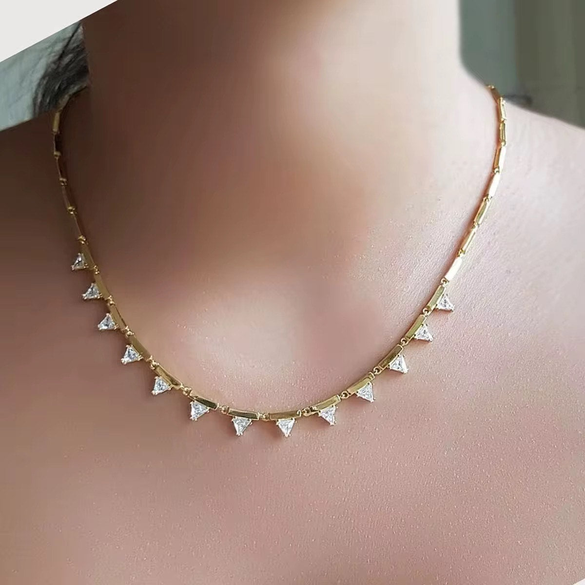 Queen’s Ray Necklace
