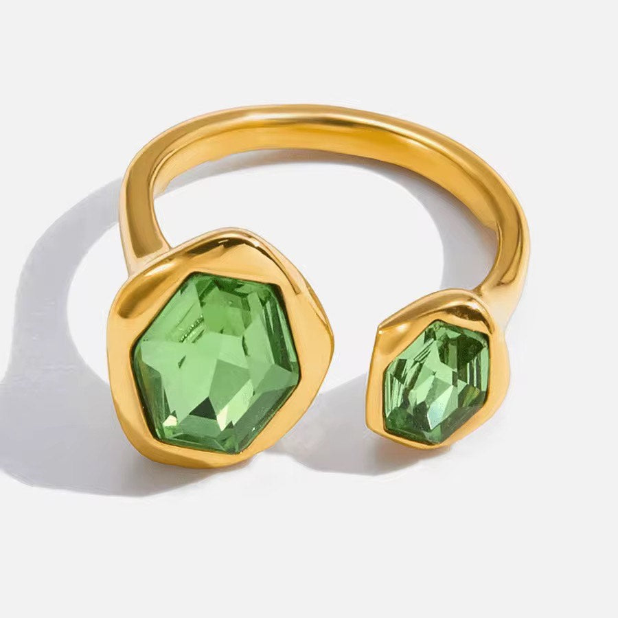 Emeraa Ring