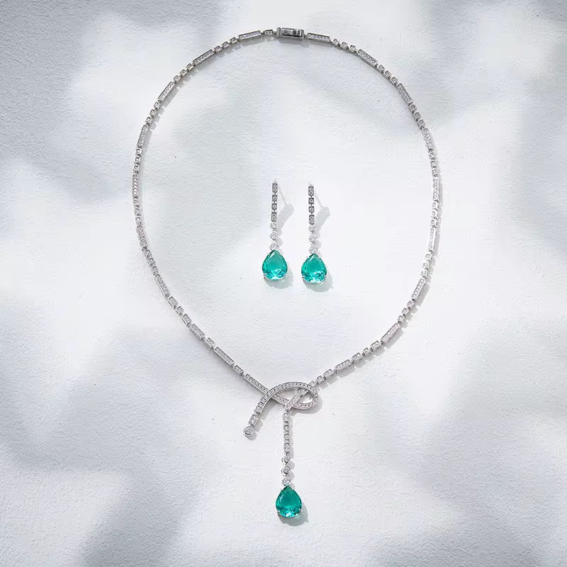 Knot in Teal