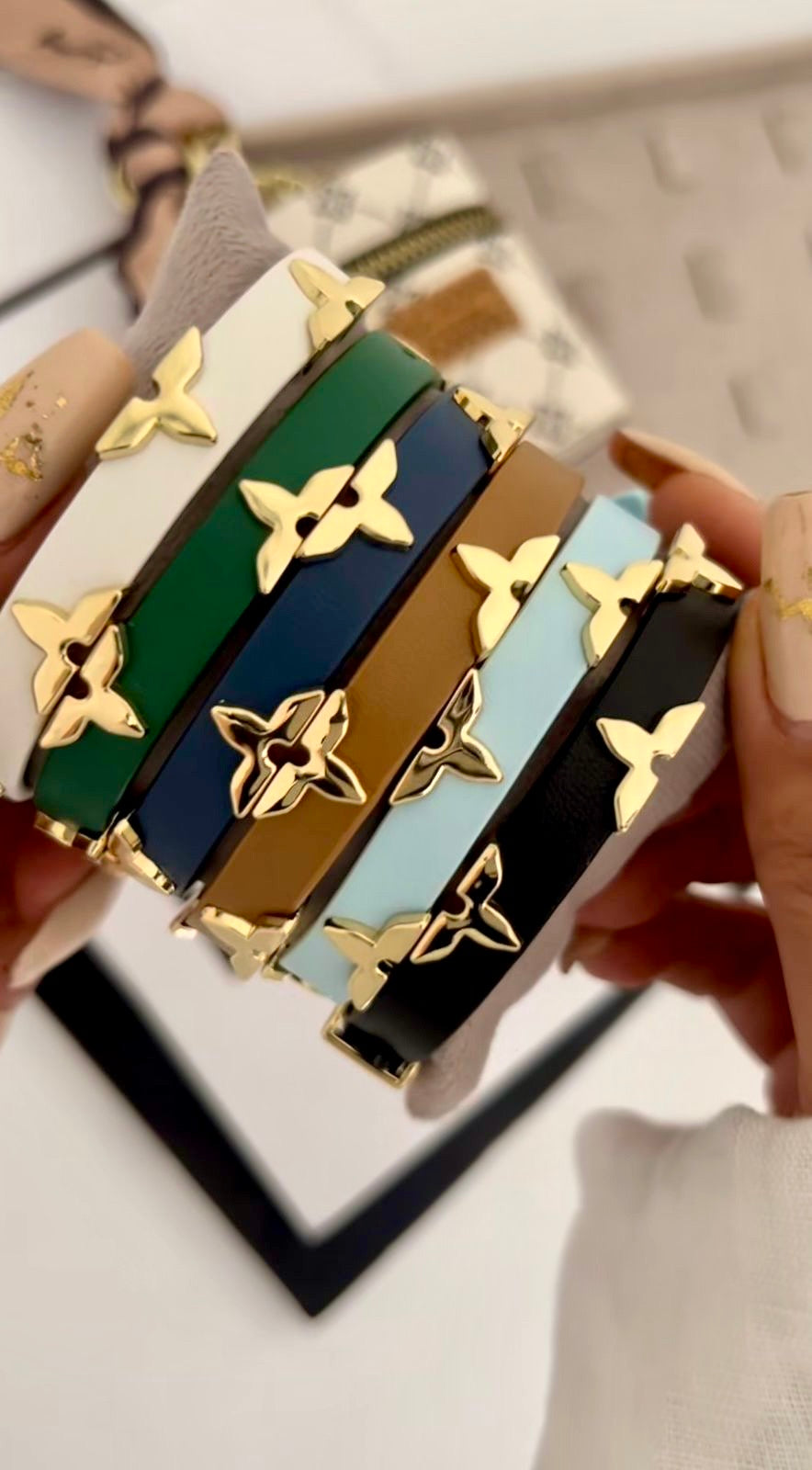 The Iconic Strap - Leather Bracelets (Anti Tarnish)